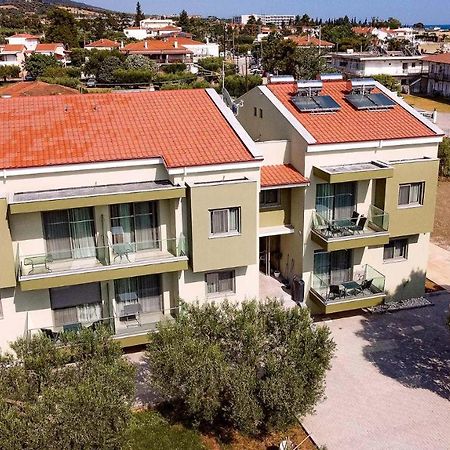 Estelle Family Luxury Apartments & Suites Gerakini Exterior photo