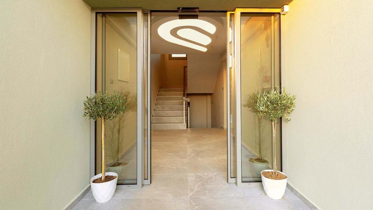 Estelle Family Luxury Apartments & Suites Gerakini Exterior photo